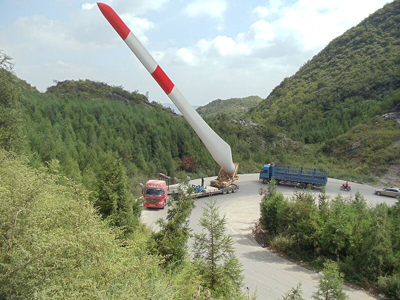 Pengangkat bilah kincir angin Windmill blade lifter