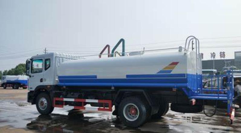 Penyemprot Jalan Road Sprinkler